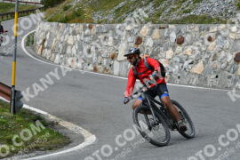 Fotó #2684088 | 17-08-2022 15:05 | Passo Dello Stelvio - Vízesés kanyar Bicajosok
