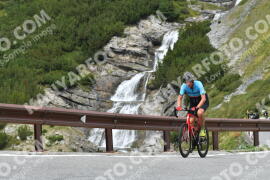 Photo #2682906 | 17-08-2022 12:31 | Passo Dello Stelvio - Waterfall curve BICYCLES