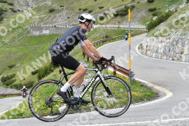 Photo #2131484 | 16-06-2022 11:21 | Passo Dello Stelvio - Waterfall curve BICYCLES