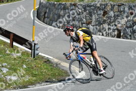 Photo #2399735 | 25-07-2022 12:00 | Passo Dello Stelvio - Waterfall curve BICYCLES