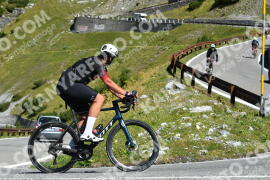 Photo #2668647 | 16-08-2022 10:56 | Passo Dello Stelvio - Waterfall curve BICYCLES