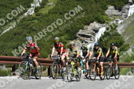Photo #2176033 | 23-06-2022 11:00 | Passo Dello Stelvio - Waterfall curve BICYCLES
