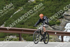 Photo #2691548 | 20-08-2022 12:07 | Passo Dello Stelvio - Waterfall curve BICYCLES