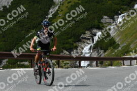 Photo #3902688 | 15-08-2023 13:40 | Passo Dello Stelvio - Waterfall curve BICYCLES
