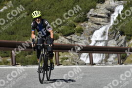 Photo #2865624 | 12-09-2022 11:55 | Passo Dello Stelvio - Waterfall curve BICYCLES