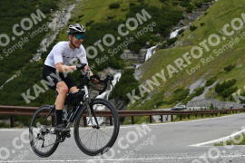 Photo #2409920 | 26-07-2022 11:25 | Passo Dello Stelvio - Waterfall curve BICYCLES