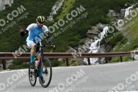 Photo #2439034 | 30-07-2022 10:29 | Passo Dello Stelvio - Waterfall curve BICYCLES