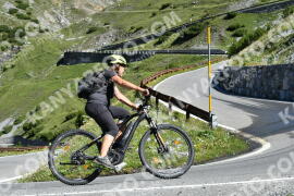 Photo #2248329 | 07-07-2022 10:05 | Passo Dello Stelvio - Waterfall curve BICYCLES