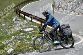 Fotó #2112697 | 10-06-2022 13:35 | Passo Dello Stelvio - Vízesés kanyar Bicajosok