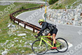 Photo #2506895 | 04-08-2022 13:50 | Passo Dello Stelvio - Waterfall curve BICYCLES