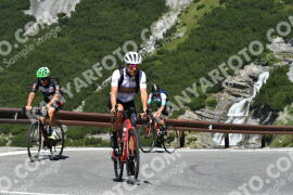 Photo #2352908 | 19-07-2022 11:24 | Passo Dello Stelvio - Waterfall curve BICYCLES