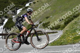 Photo #2109742 | 08-06-2022 13:30 | Passo Dello Stelvio - Waterfall curve BICYCLES