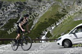 Photo #3214143 | 24-06-2023 13:55 | Passo Dello Stelvio - Waterfall curve BICYCLES