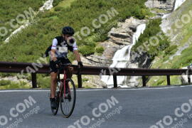 Photo #2194313 | 26-06-2022 11:15 | Passo Dello Stelvio - Waterfall curve BICYCLES