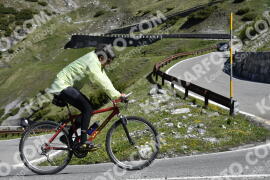 Fotó #2113248 | 10-06-2022 10:05 | Passo Dello Stelvio - Vízesés kanyar Bicajosok