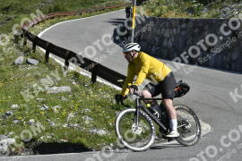 Photo #3497444 | 16-07-2023 10:00 | Passo Dello Stelvio - Waterfall curve BICYCLES