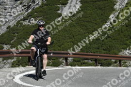 Photo #3540562 | 20-07-2023 10:05 | Passo Dello Stelvio - Waterfall curve BICYCLES