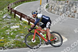 Photo #2131501 | 16-06-2022 11:29 | Passo Dello Stelvio - Waterfall curve BICYCLES
