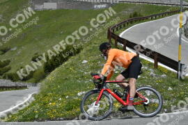 Fotó #3100142 | 14-06-2023 12:20 | Passo Dello Stelvio - Vízesés kanyar Bicajosok