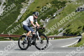 Photo #2318148 | 16-07-2022 10:15 | Passo Dello Stelvio - Waterfall curve BICYCLES