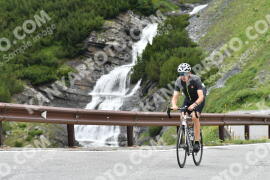 Photo #2205550 | 29-06-2022 10:55 | Passo Dello Stelvio - Waterfall curve BICYCLES