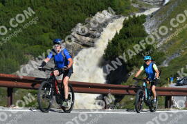 Photo #3911566 | 16-08-2023 10:09 | Passo Dello Stelvio - Waterfall curve BICYCLES