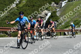 Photo #2184405 | 25-06-2022 09:59 | Passo Dello Stelvio - Waterfall curve BICYCLES