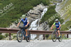 Photo #2682449 | 17-08-2022 11:41 | Passo Dello Stelvio - Waterfall curve BICYCLES