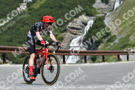 Photo #2360391 | 20-07-2022 10:50 | Passo Dello Stelvio - Waterfall curve BICYCLES