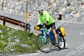 Photo #2204605 | 27-06-2022 14:27 | Passo Dello Stelvio - Waterfall curve BICYCLES