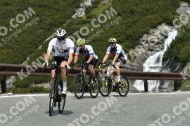 Photo #3254143 | 27-06-2023 11:14 | Passo Dello Stelvio - Waterfall curve BICYCLES