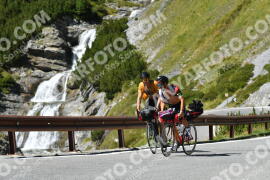 Photo #2712407 | 22-08-2022 14:11 | Passo Dello Stelvio - Waterfall curve BICYCLES