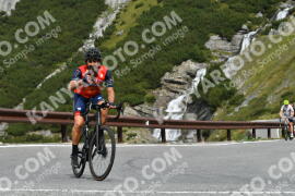 Photo #2681453 | 17-08-2022 10:44 | Passo Dello Stelvio - Waterfall curve BICYCLES