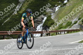 Photo #2131388 | 16-06-2022 10:52 | Passo Dello Stelvio - Waterfall curve BICYCLES
