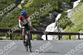 Photo #3215324 | 24-06-2023 15:53 | Passo Dello Stelvio - Waterfall curve BICYCLES
