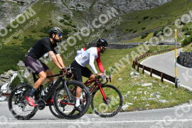 Photo #2431608 | 29-07-2022 11:23 | Passo Dello Stelvio - Waterfall curve BICYCLES