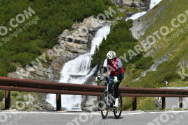 Photo #4101880 | 31-08-2023 11:23 | Passo Dello Stelvio - Waterfall curve BICYCLES