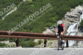 Photo #2352849 | 19-07-2022 11:15 | Passo Dello Stelvio - Waterfall curve BICYCLES