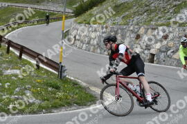 Photo #3268809 | 28-06-2023 16:11 | Passo Dello Stelvio - Waterfall curve BICYCLES