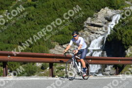 Photo #3970898 | 19-08-2023 09:58 | Passo Dello Stelvio - Waterfall curve BICYCLES