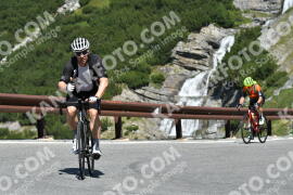 Photo #2369403 | 22-07-2022 11:14 | Passo Dello Stelvio - Waterfall curve BICYCLES