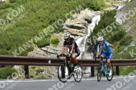 Photo #2417324 | 27-07-2022 11:10 | Passo Dello Stelvio - Waterfall curve BICYCLES