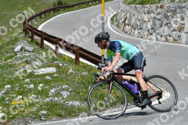 Photo #2169815 | 20-06-2022 13:10 | Passo Dello Stelvio - Waterfall curve BICYCLES