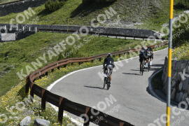 Fotó #3350026 | 04-07-2023 10:27 | Passo Dello Stelvio - Vízesés kanyar Bicajosok