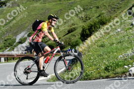 Photo #2183744 | 25-06-2022 09:42 | Passo Dello Stelvio - Waterfall curve BICYCLES