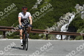 Photo #3545389 | 22-07-2023 10:17 | Passo Dello Stelvio - Waterfall curve BICYCLES