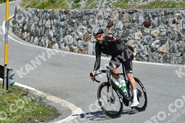 Photo #2400170 | 25-07-2022 12:20 | Passo Dello Stelvio - Waterfall curve BICYCLES