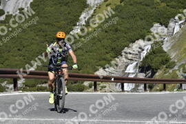 Photo #2727185 | 24-08-2022 10:53 | Passo Dello Stelvio - Waterfall curve BICYCLES