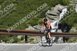 Foto #3816546 | 11-08-2023 10:47 | Passo Dello Stelvio - Waterfall Kehre BICYCLES