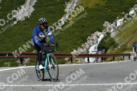 Fotó #4169376 | 05-09-2023 10:48 | Passo Dello Stelvio - Vízesés kanyar Bicajosok